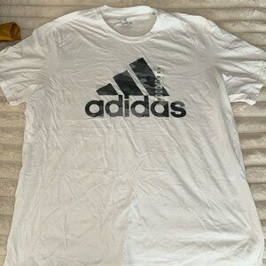 White Adidas tshirt 2xl